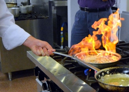 A flambé being demonstrated